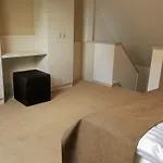 Astoria באלאטונפורד