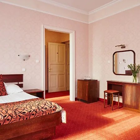 Szálloda Astoria 3*