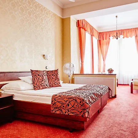 Szálloda Astoria 3*