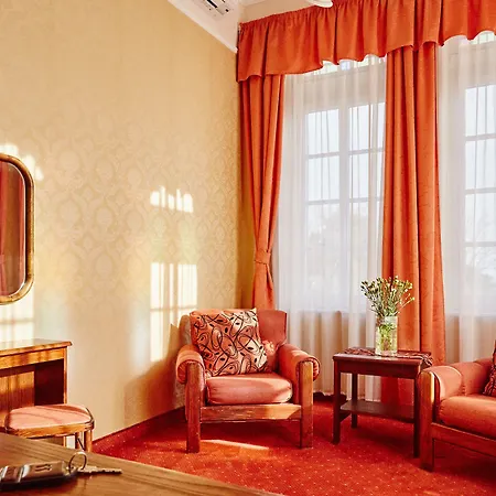 Astoria Szálloda 3*