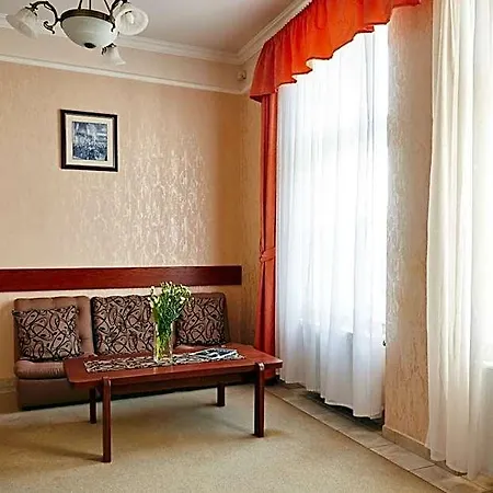 Otel Astoria 3*