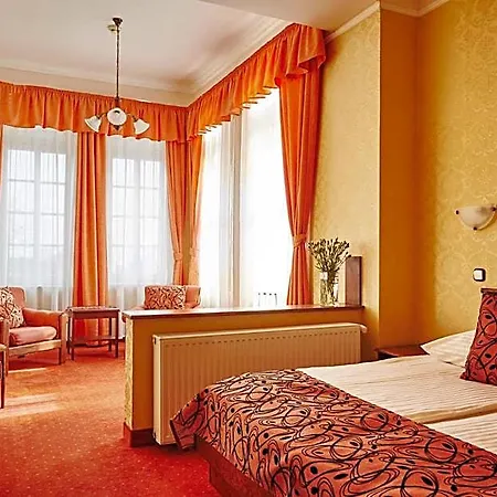 Otel Astoria 3*