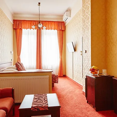 Astoria Hotel